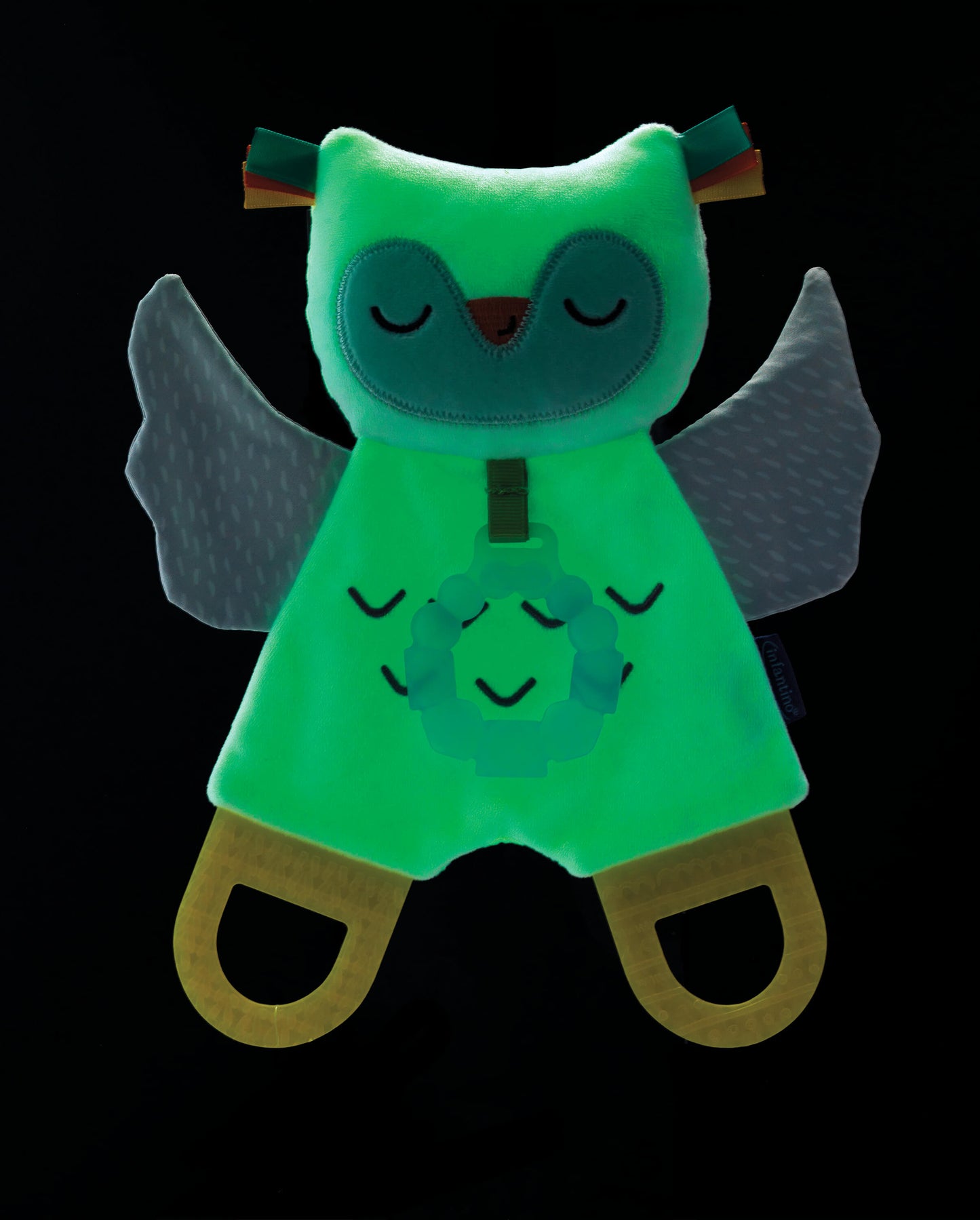 GLOW-IN-THE-DARK CUDDLY TEETHER™